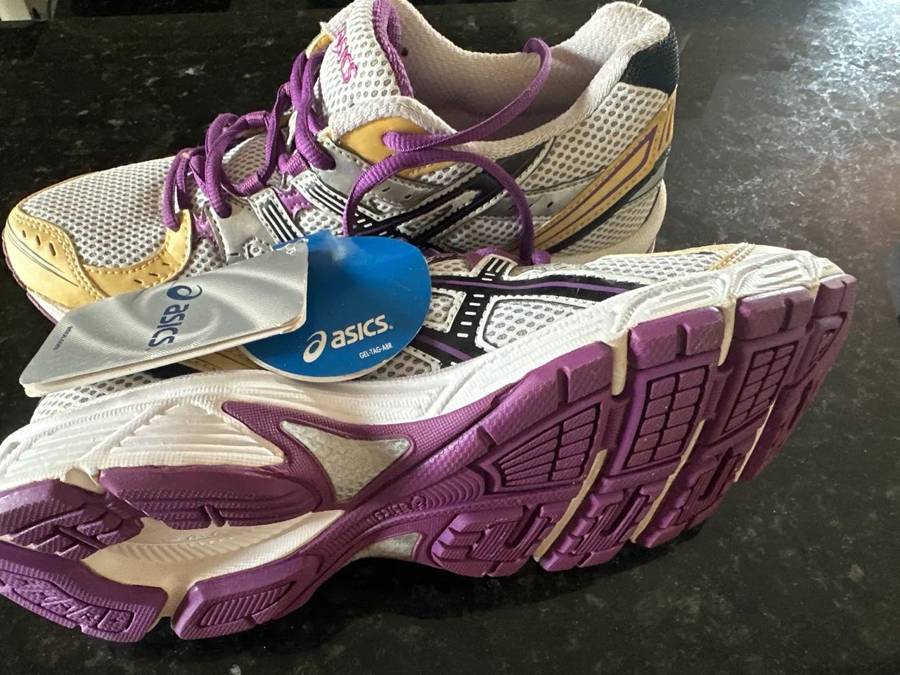 TÊNIS ASICS 