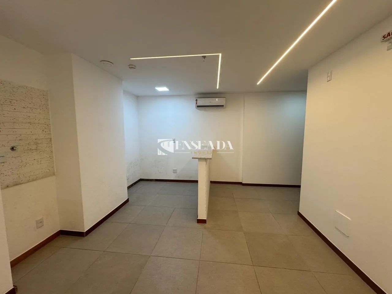 Sala comercial de alto padrão à venda em condomínio na Enseada do Suá, Vitória-ES: 1 sala, - Foto 2