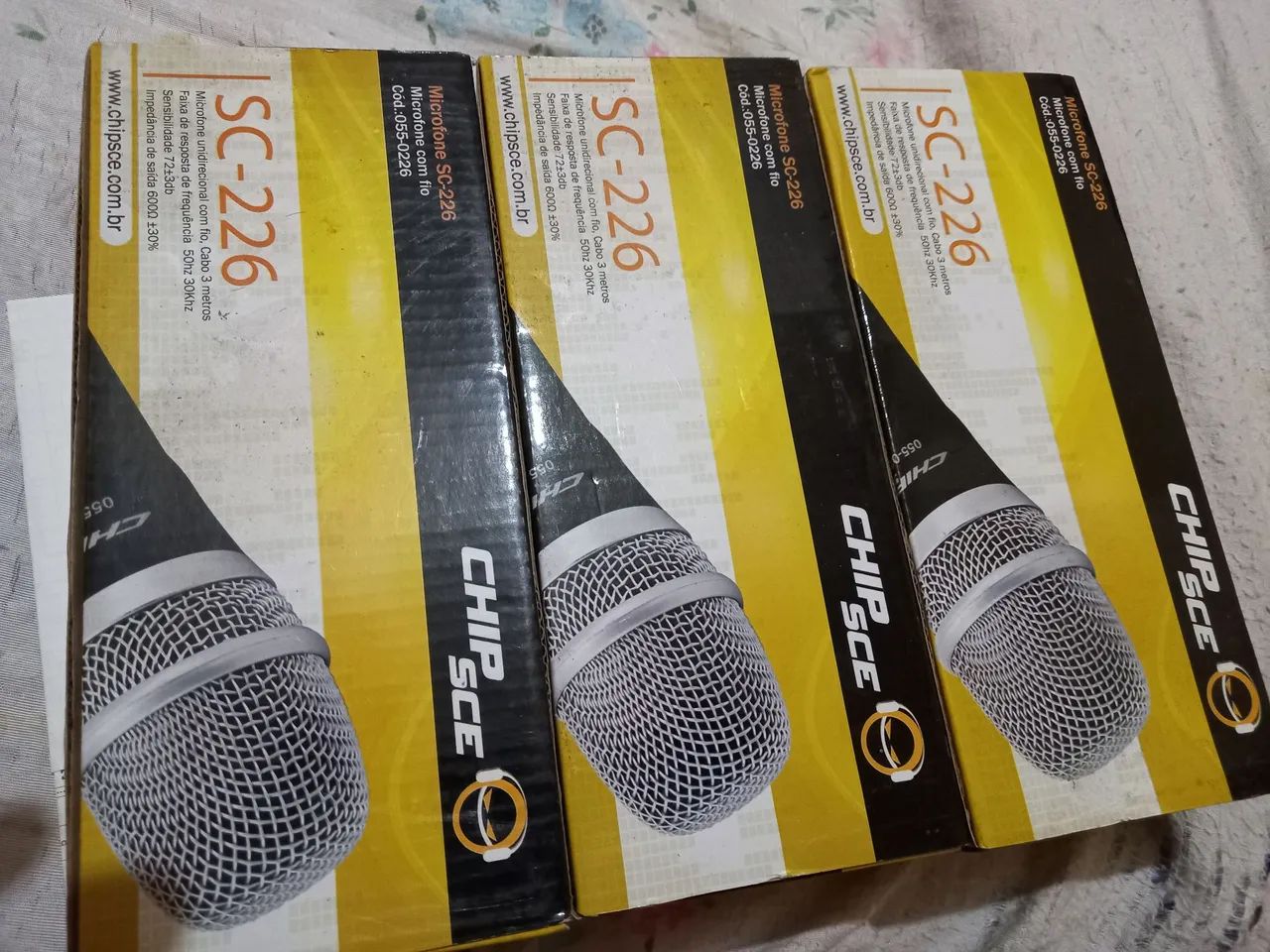 Microfone ChipSCE SC-226 com Fio - Novo