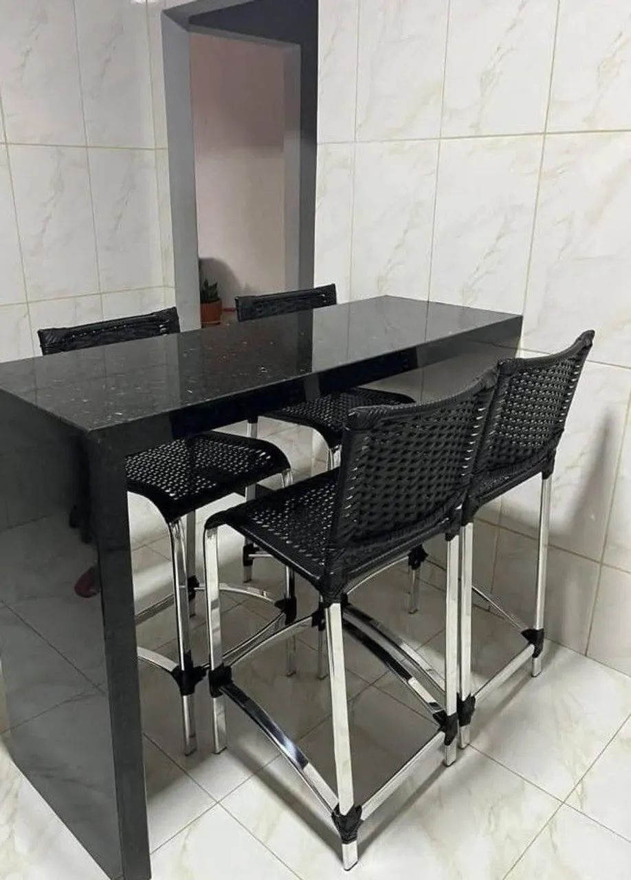 Banquetas em alumínio e fibra sintética  - Foto 2