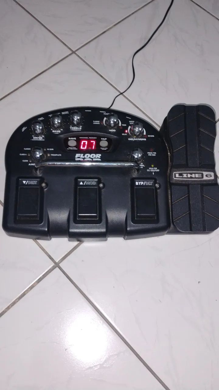 Pedaleira Flor Pod LINE 6