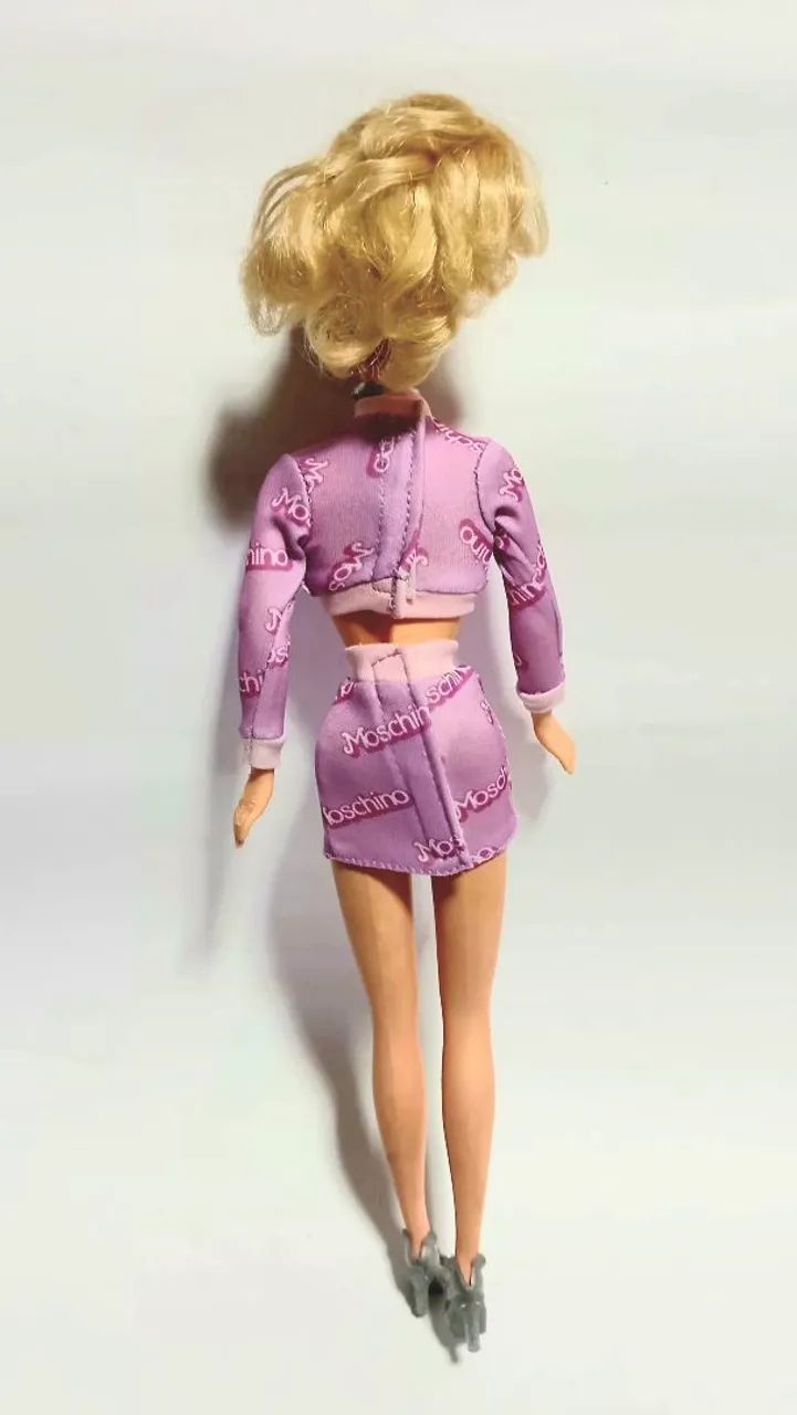 Boneca Princesa Disney roupa Moschinno - Foto 3