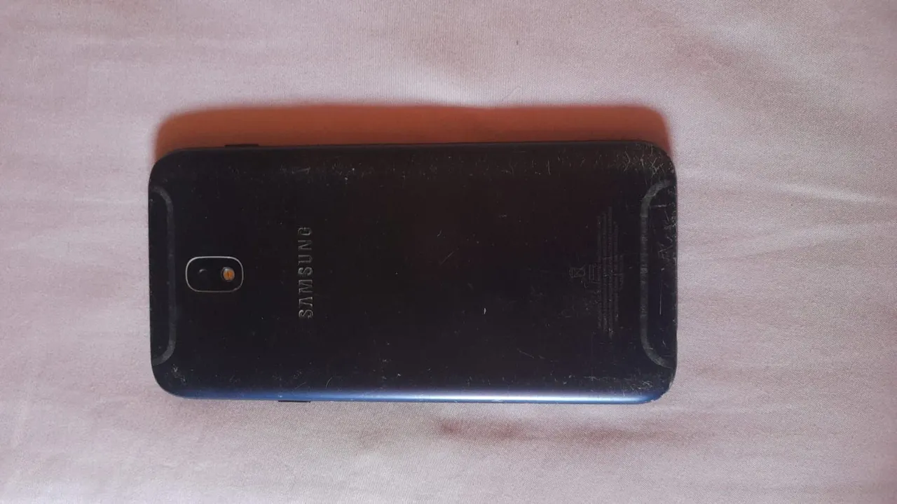 J7 Pro samsung