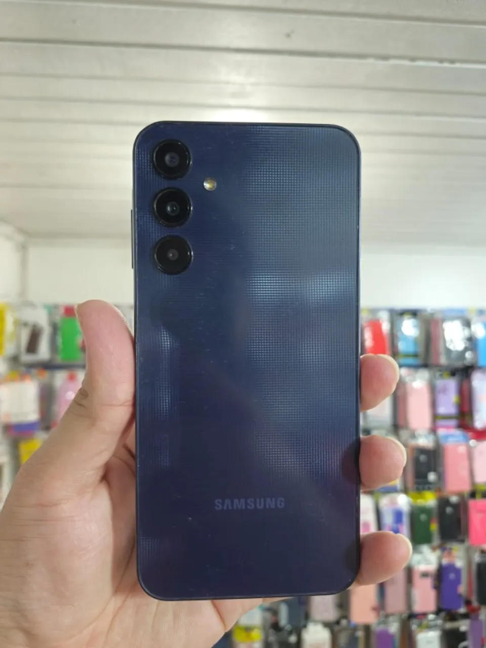 Celular Samsung A25 5G 256GB 8GB RAM Com Garantia