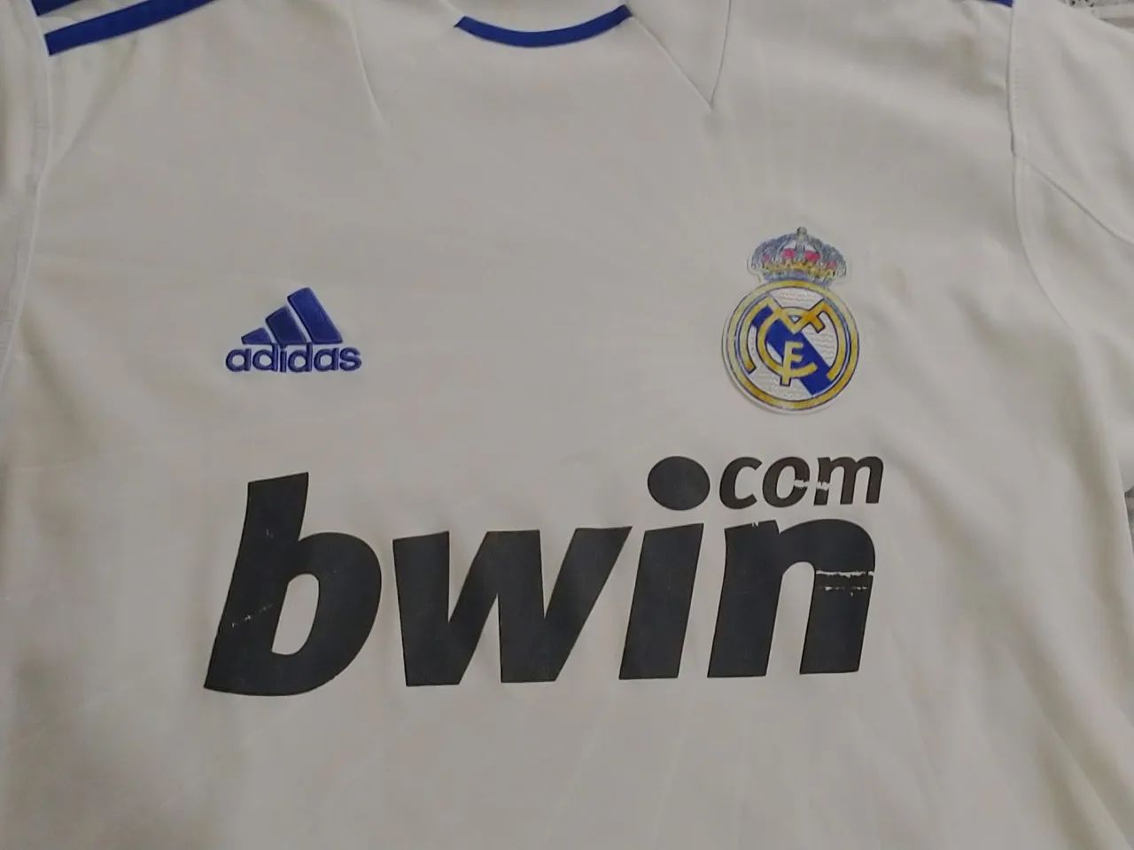 Camisa Real Madrid 2010 - Foto 2