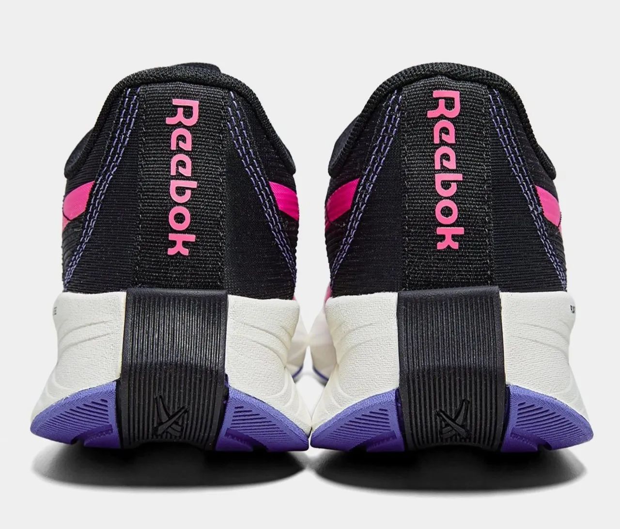 Tênis da Reebok Energen Teck Plus tamanho 36 original - Foto 3