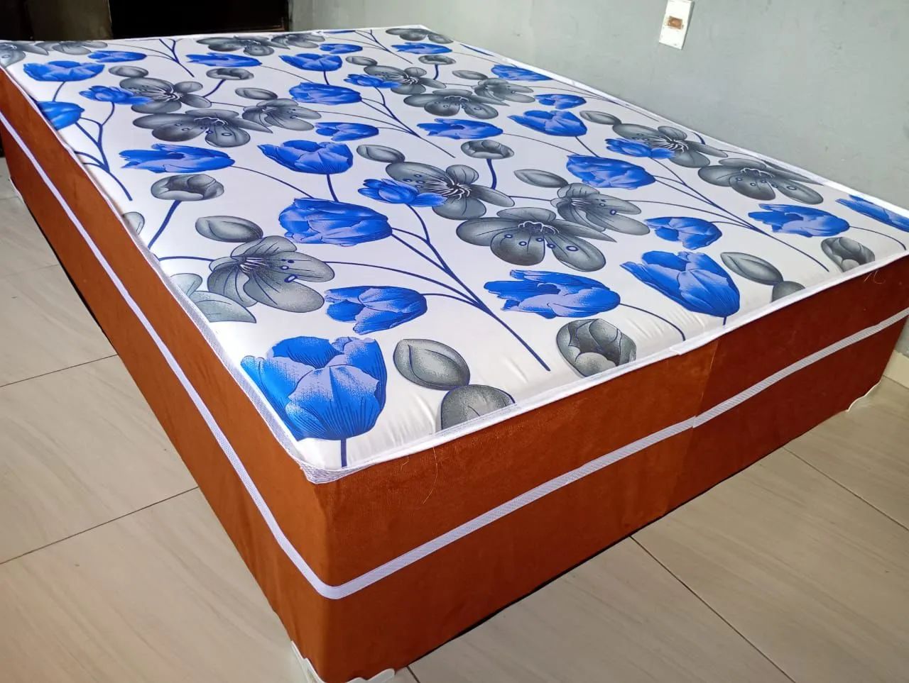 Cama de casal de espuma alta - Foto 2