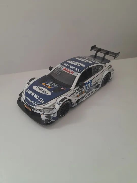 Miniatura BMW DTM 2017 1/36