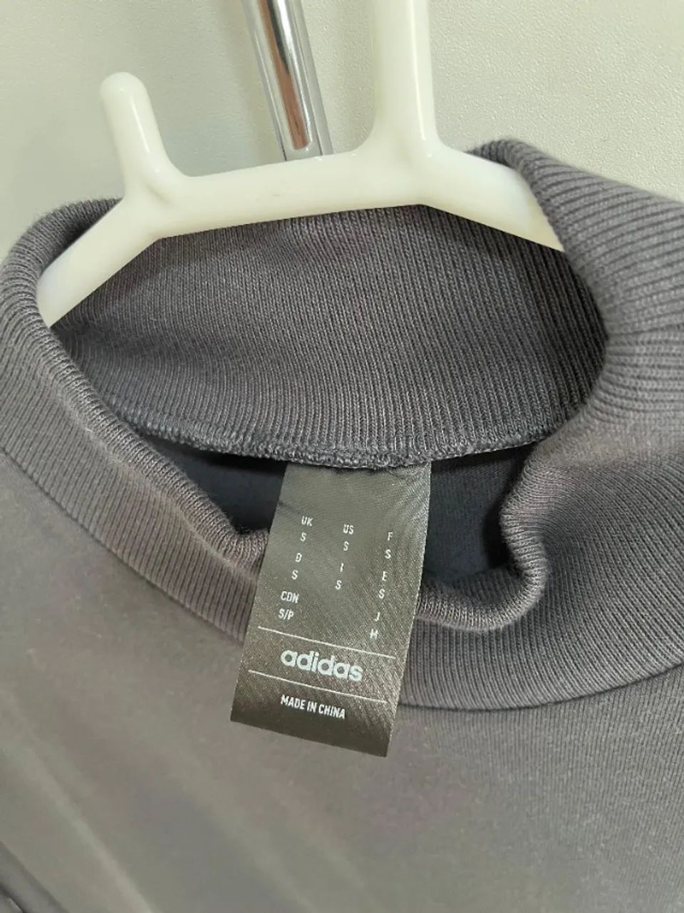 Camiseta Adidas Basketball 001 - Foto 3