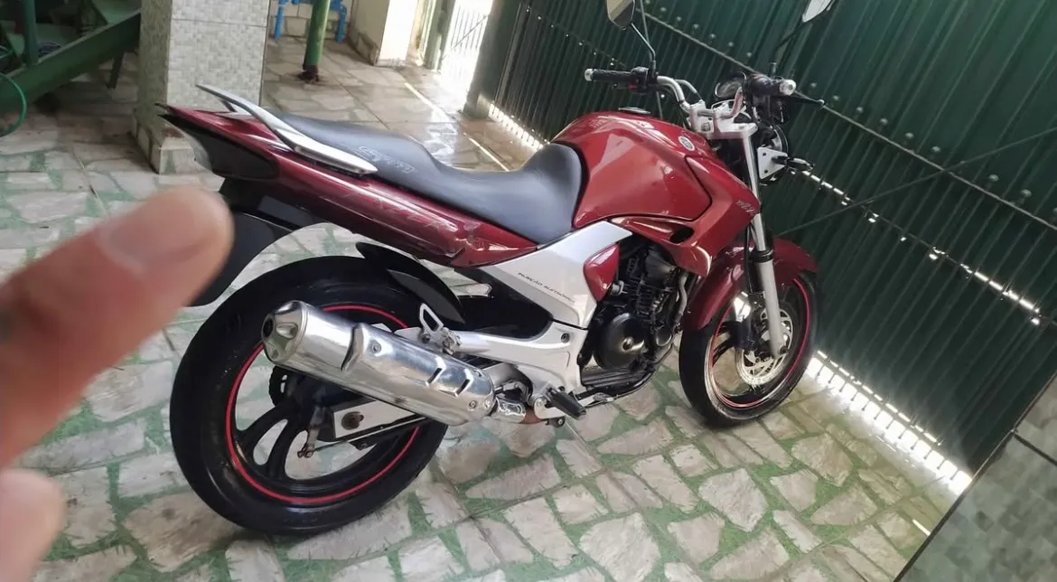 Motos YAMAHA FAZER 2008 no Brasil