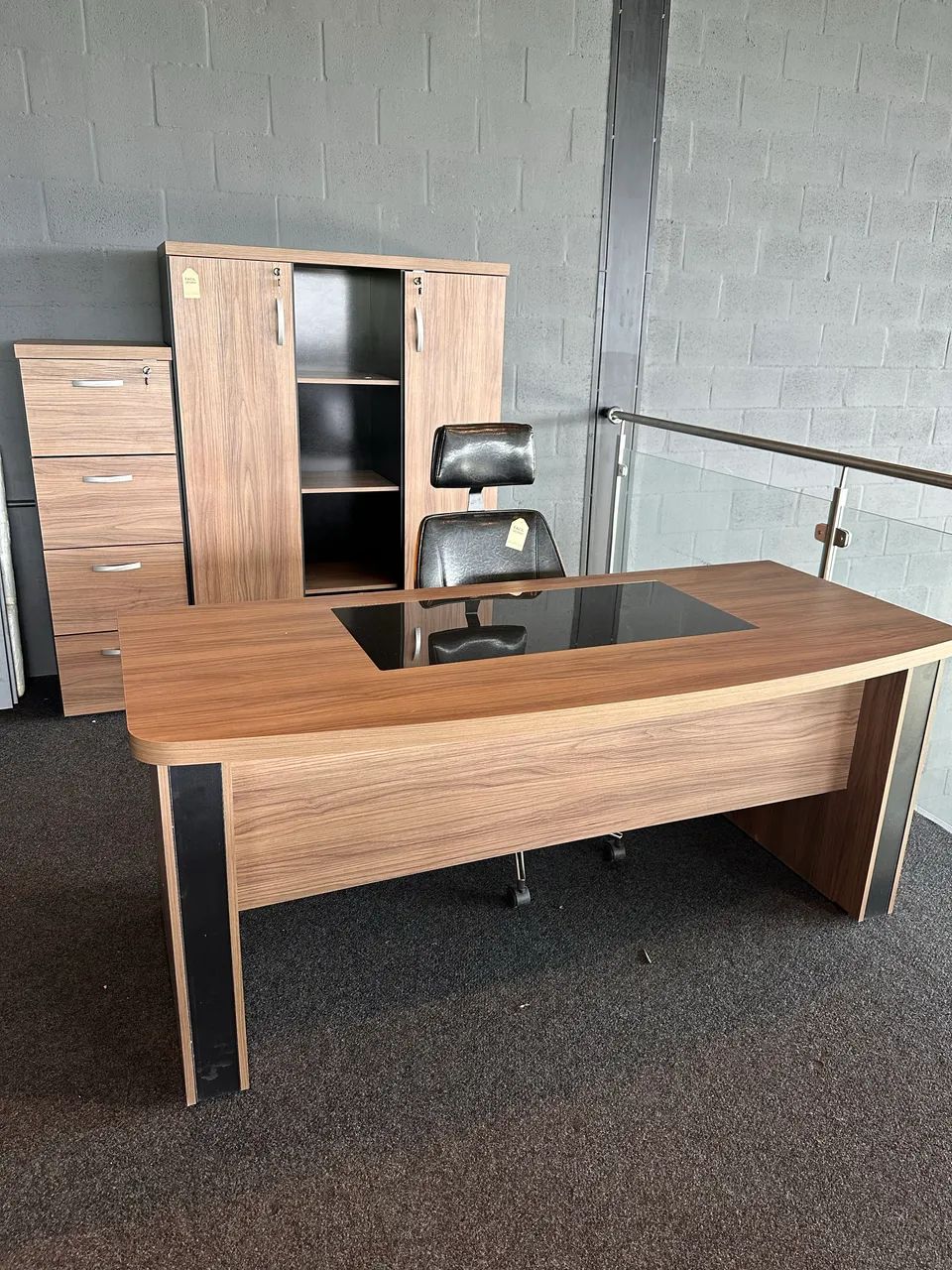 MESA CURVE 1.80 GOLD 40MM DE ESCRITORIO - LOJA IKONMIXOFFICE  - Foto 3