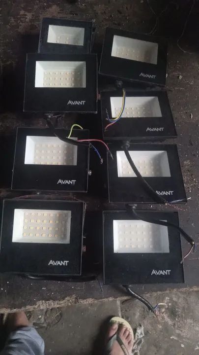 Lote de 8 Refletores LED Avant - Foto 2