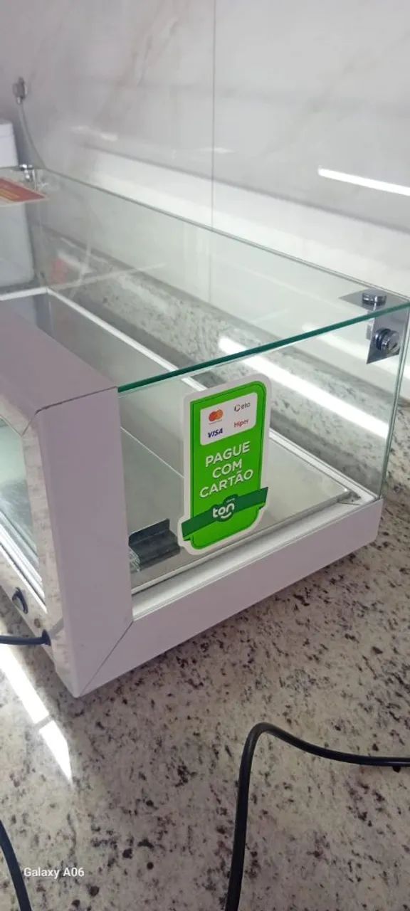 Expositor de produtos com iluminação - Foto 2