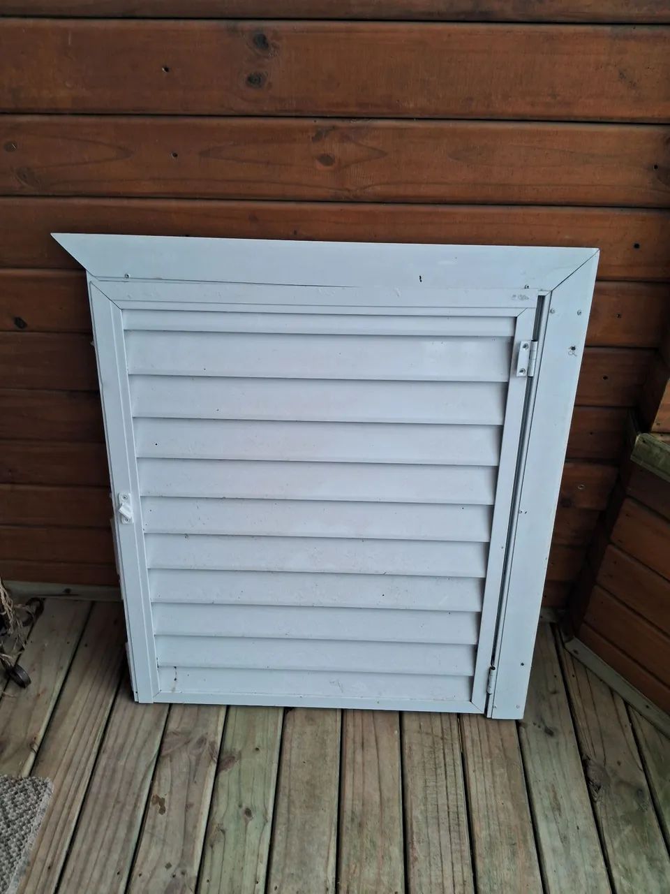 Janela Veneziana de Madeira - Foto 2