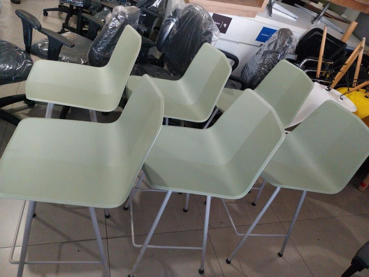 Cadeiras Altas de Escritório  - Foto 3