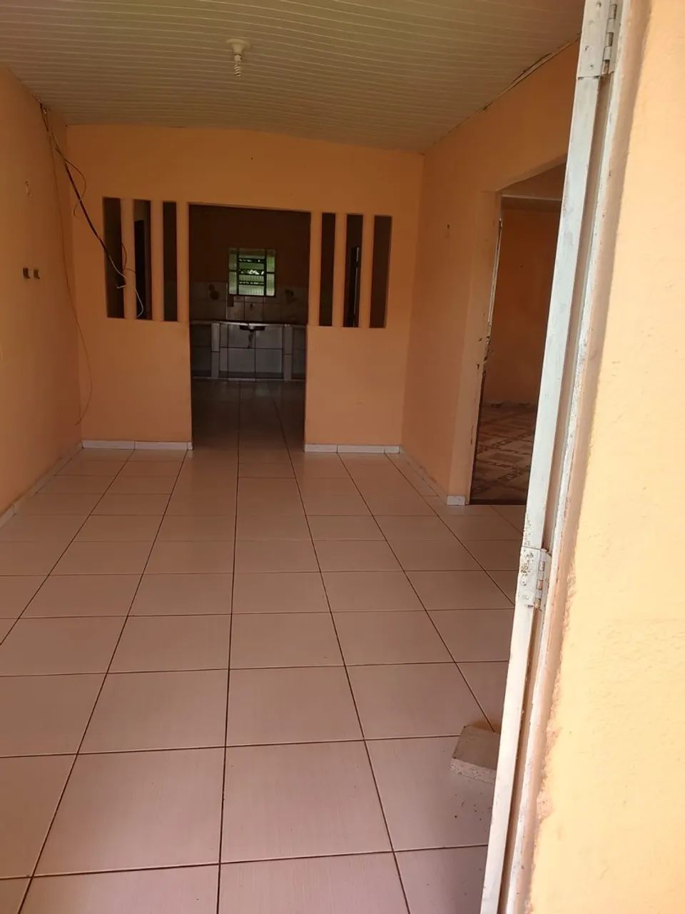 Aluga se casa no Caranã 