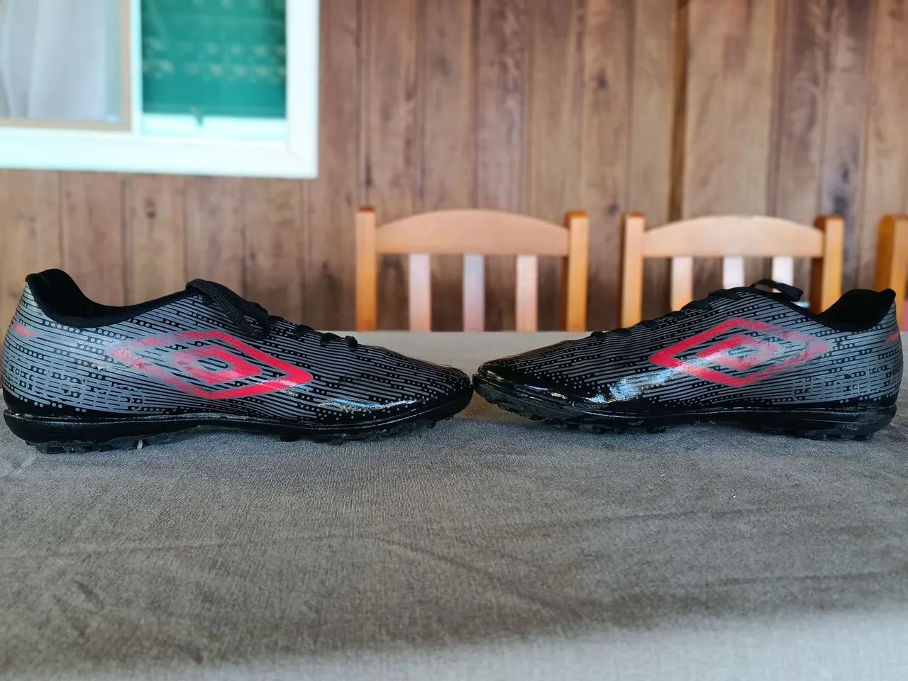 Chuteira society Umbro  - Foto 3