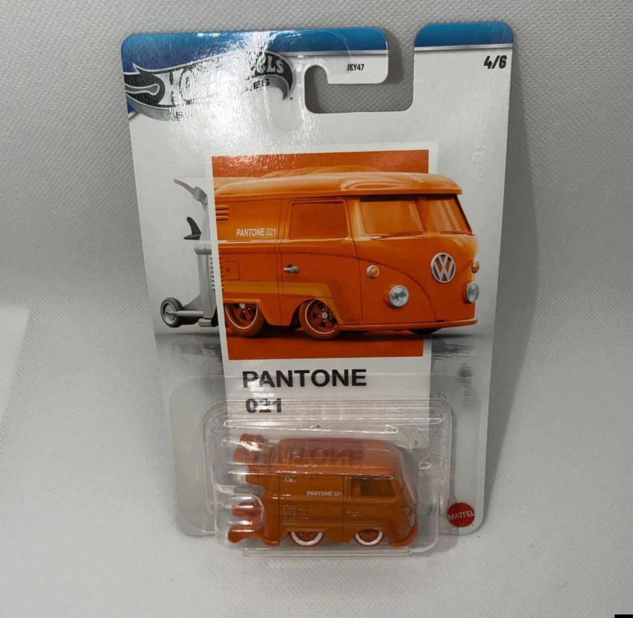 Hot Wheels 1:64 Pantone Kool Kombi Laranja - Série Prata 2025