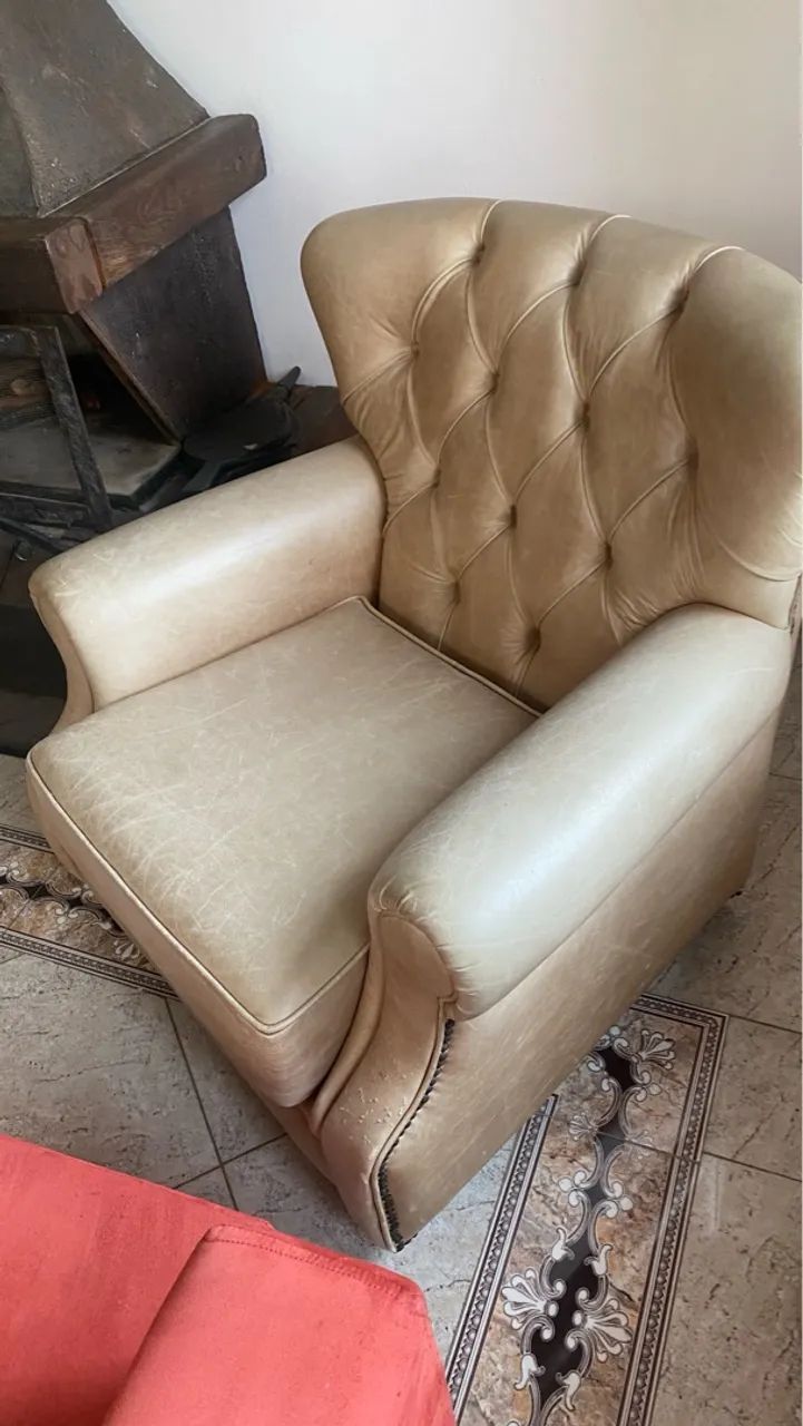 Poltrona Julliette de couro em ótimo estado - Foto 4