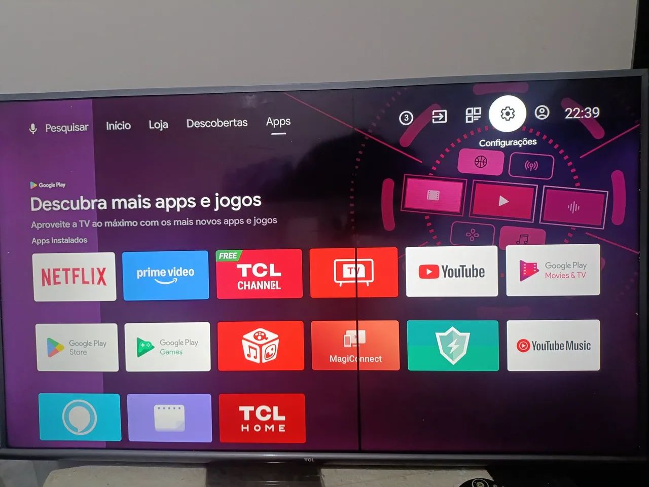 Tv TCL 50 polegadas Smart 4k funcionando com controle 64418592921859122