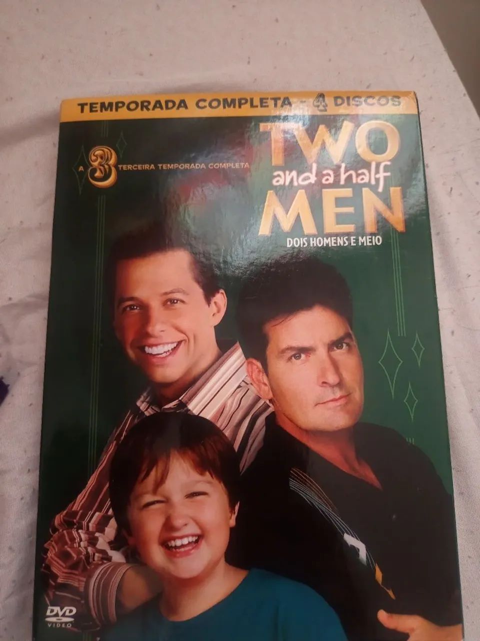 Quarta temporada de dois homens e meio 