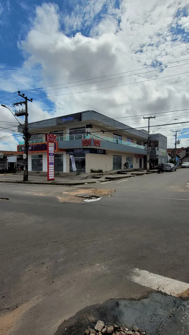 Alugo pontos e salas em centro comercial CIDADE OPERÁRIA