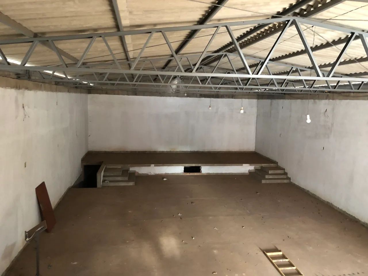 SALÃO P IGREJA 200m2 - Foto 4