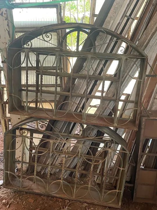 Janelas para sala - de serralheria - ferro trabalhado