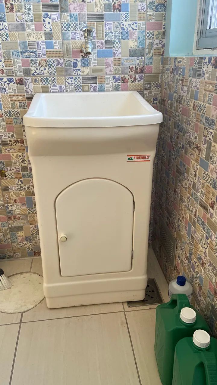 Plastic tank64419088570754122