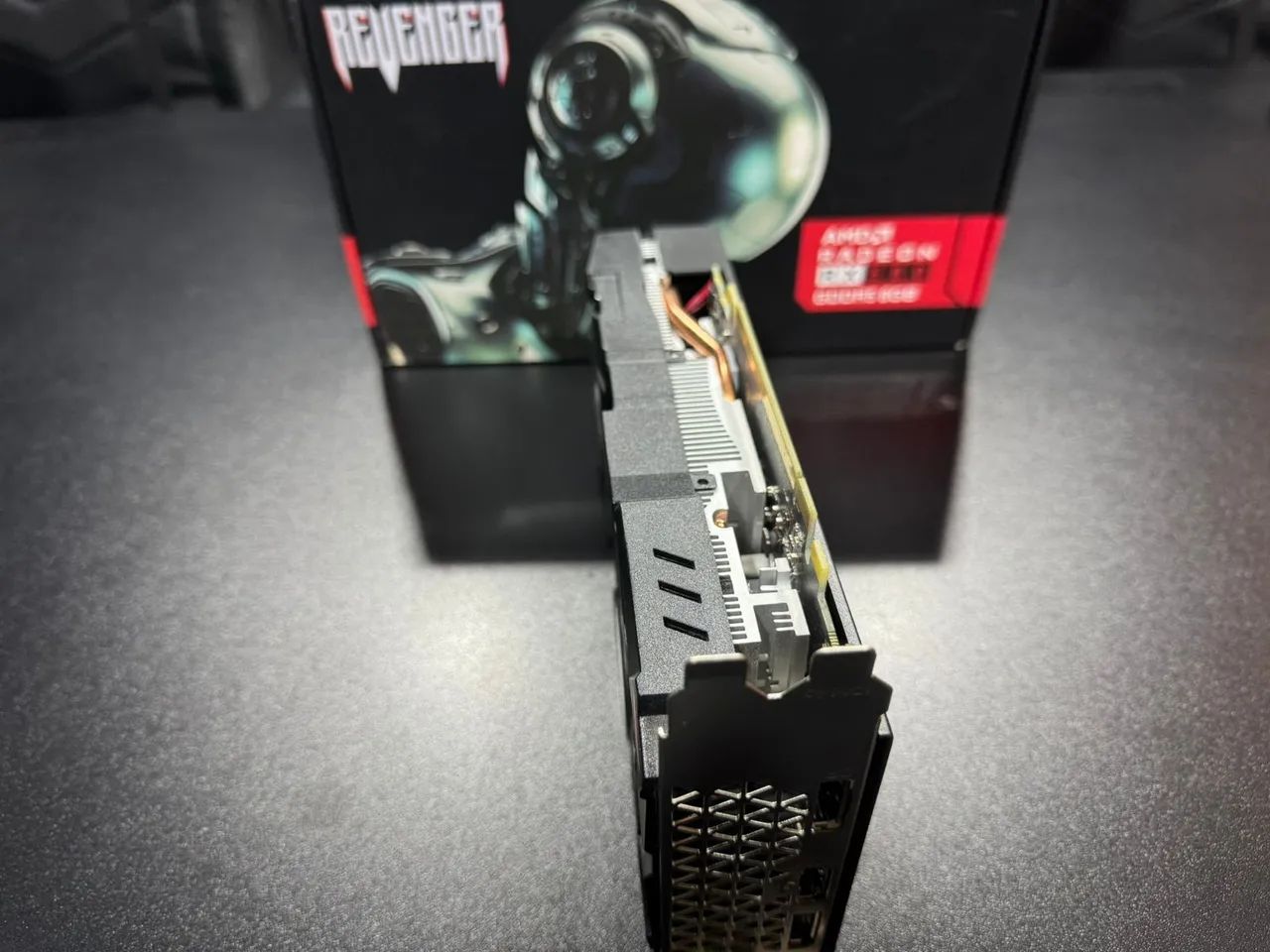 Placa de vídeo AMD Rasdeon RX 580 8gb<br><br>Placa funcionando perfeitamente - Foto 2