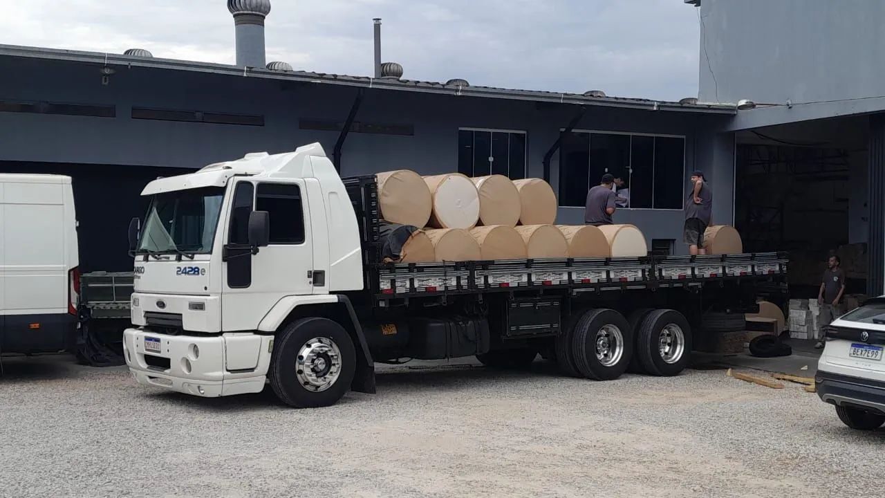 Ford cargo 2428e...excelente estado de conservação  - Foto 2