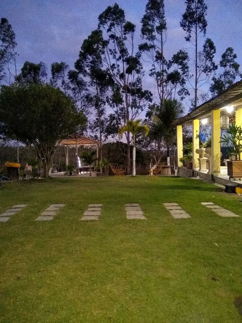 Vende-se sítio encantador em branquinha 