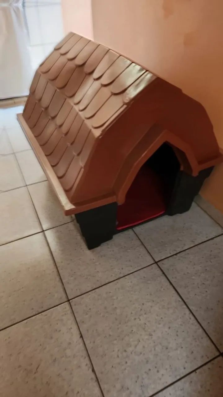 Casa de cachorro grande n. 4