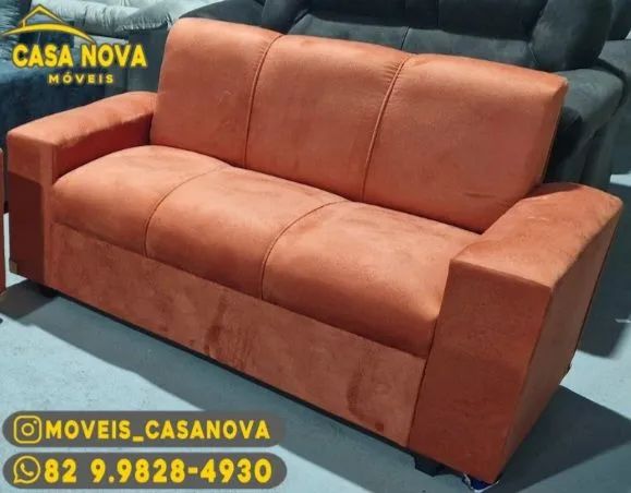 Sofá 3 lugares em suede - Novo!