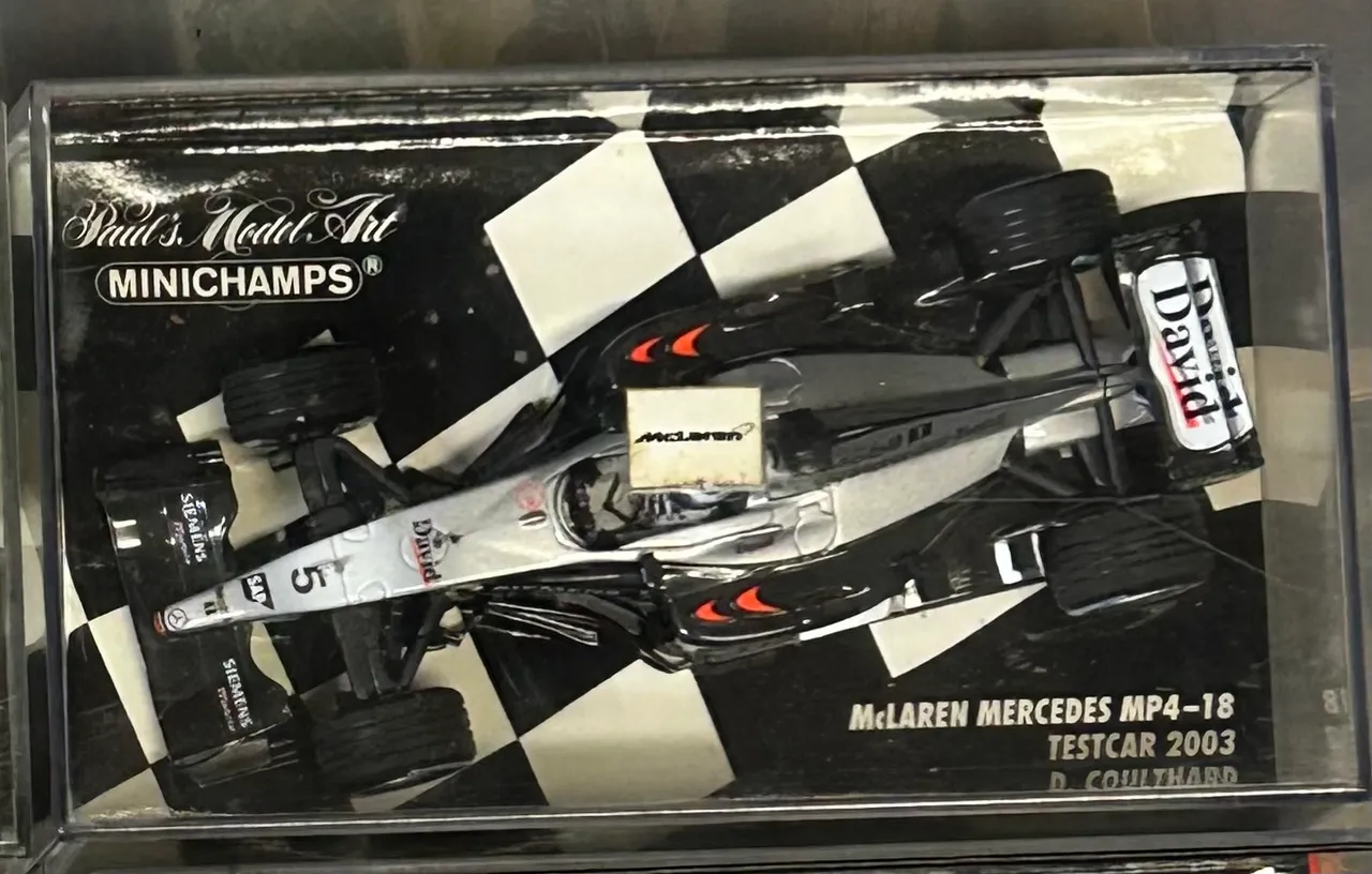 Miniatura Toyota Tf101 Testcar F1 2001 Mika Salo Minichamps 1/43
