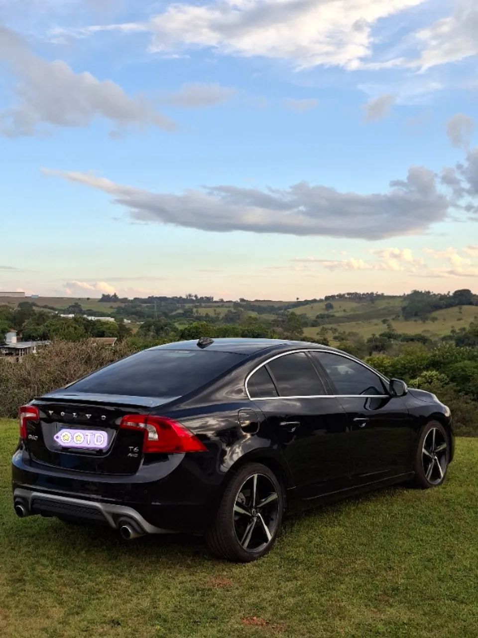 Volvo S60 S60 T-6 R-DESIGN 3.0 AWD 4p 2014