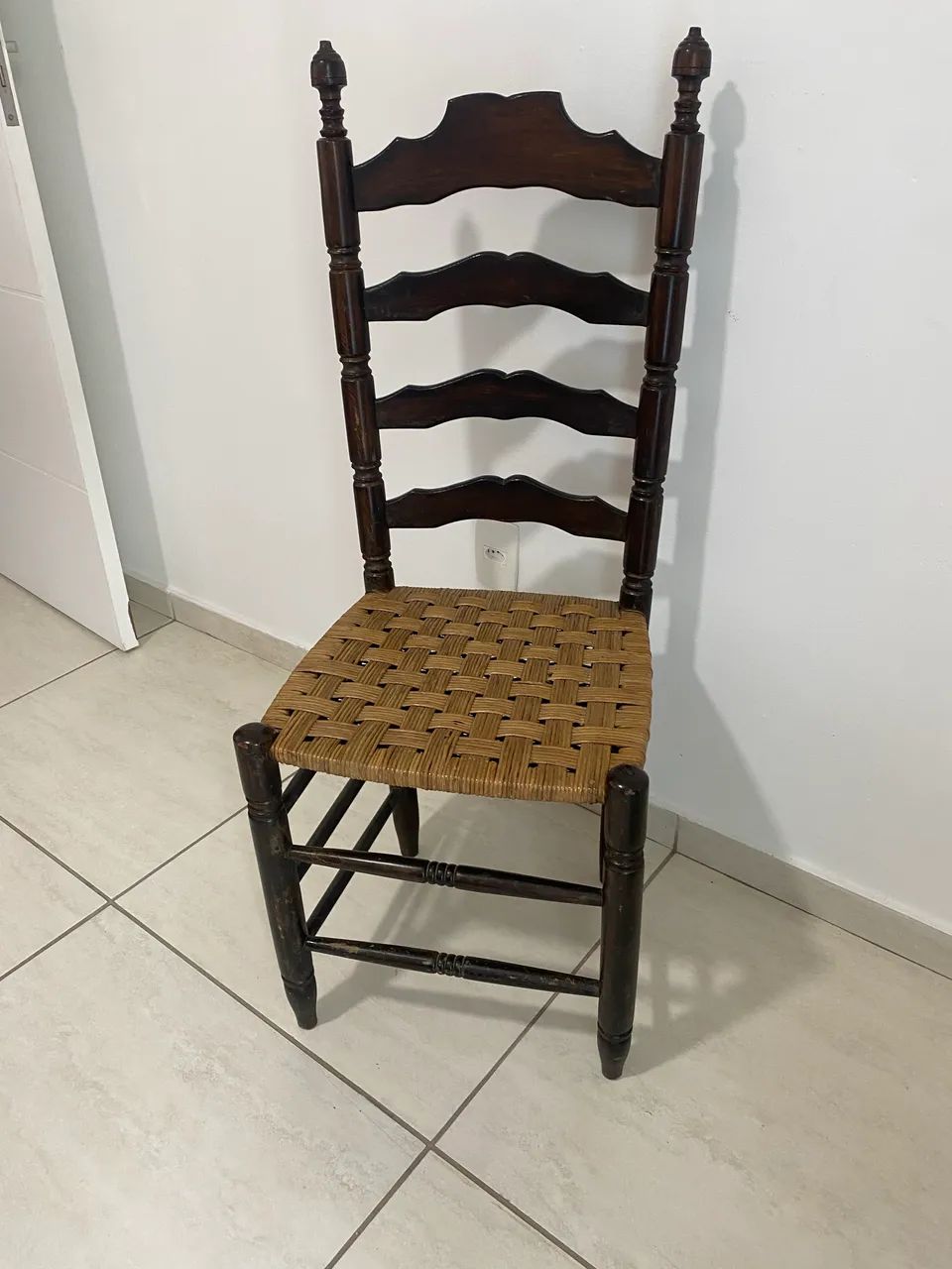 6 Cadeira vintage de madeira  - Foto 4