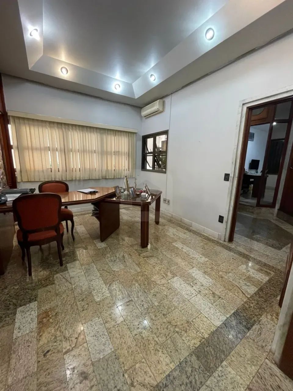 CASA COMERCIAL PARA LOCAÇÃO BAIRRO CENTRO - Foto 3