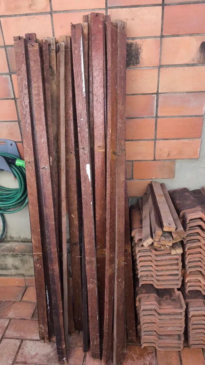 Madeiras e telhas - Foto 3