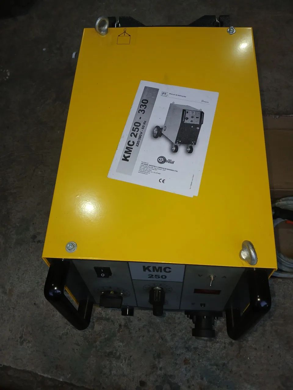 Vendo máquina de solda mig marca KMC NOVA,com tocha e rolo de arame de 5kg. - Foto 4