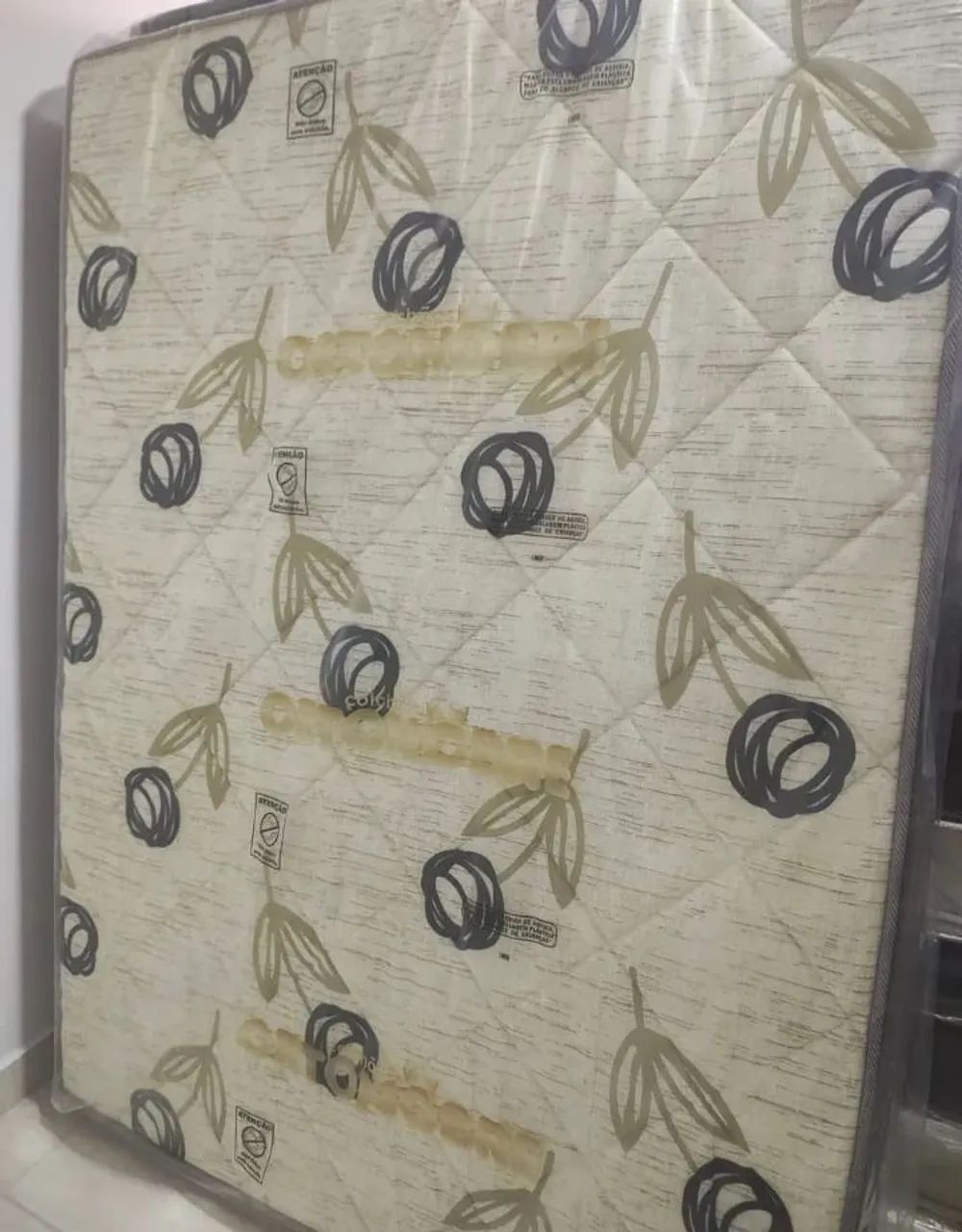 Colchão Casal D33 20cm Ortonobre (Novo) 