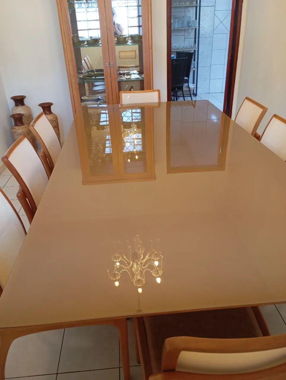 Mesa de Vidro com Madeira de 8 cadeiras - R$7.000,00