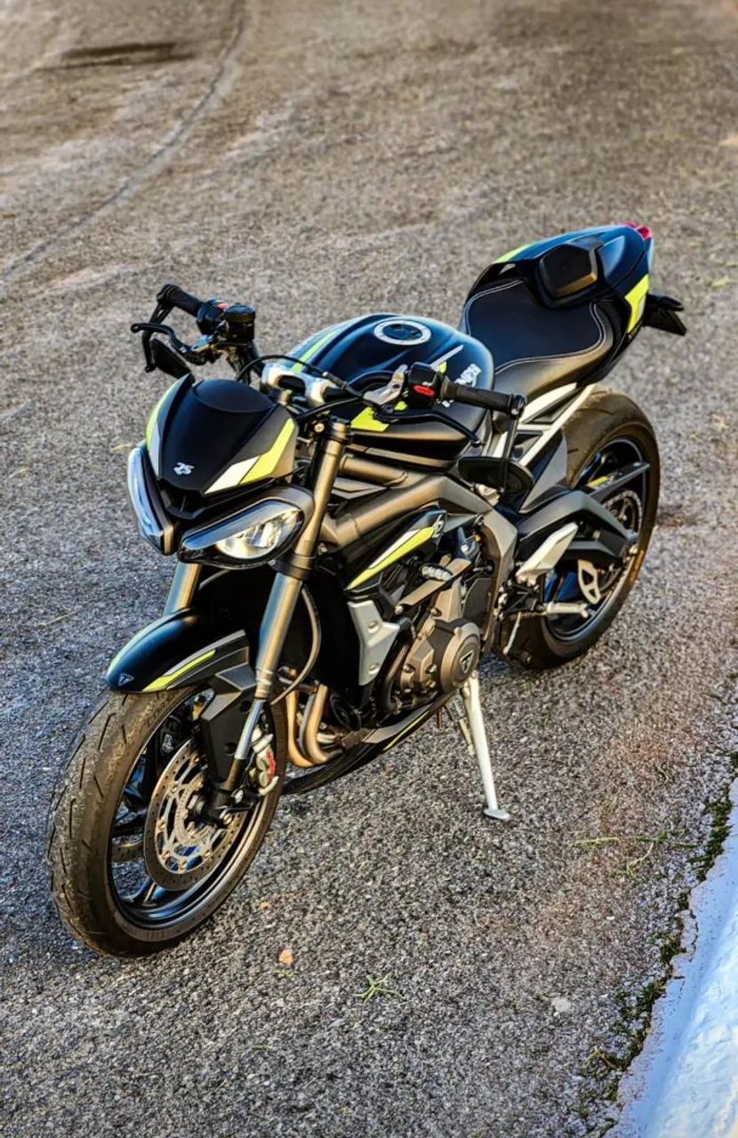 うたまる Triumph Triple 765 RS 2020 - 1499866578 | OLX