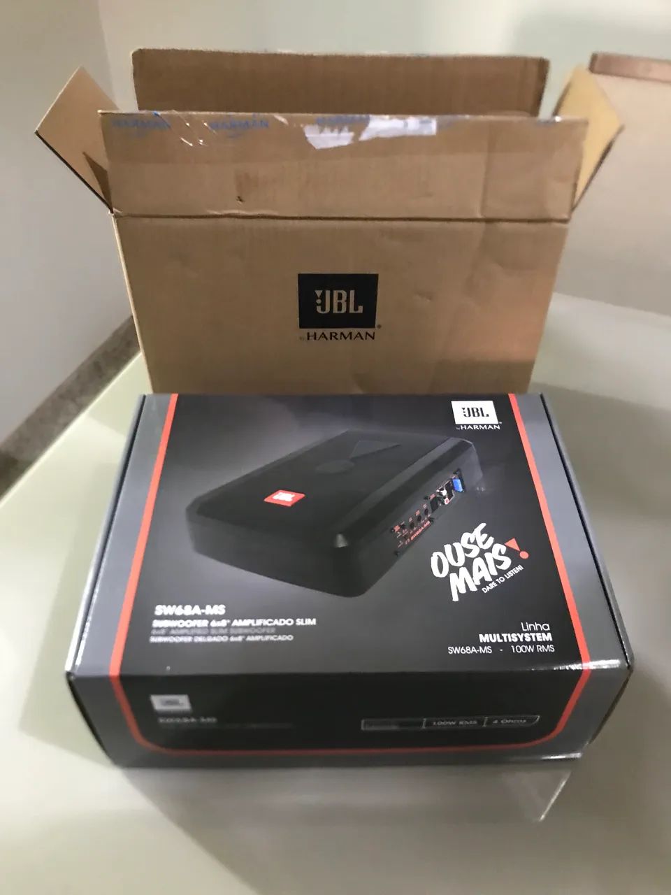 Amplificador veicular JBL