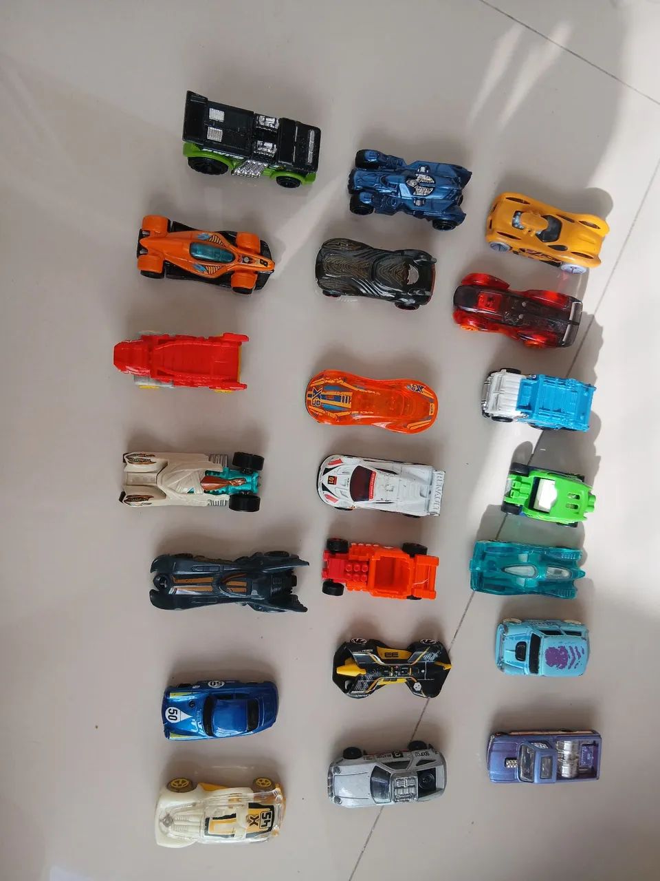 Hot Wheels T-rex Super Trailer  - Foto 2