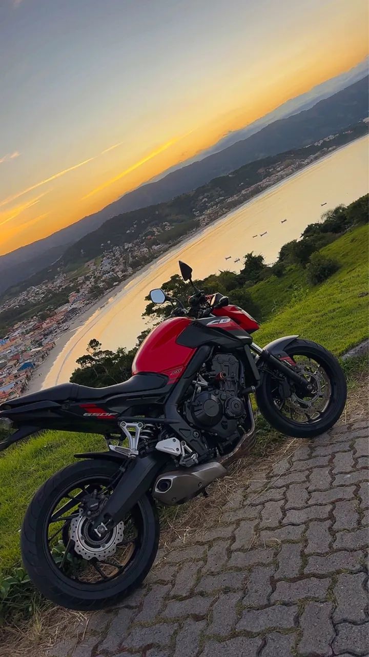 CB 650 f  - Foto 2
