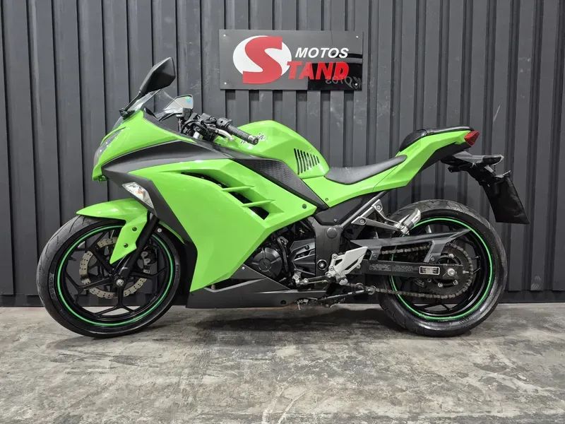 Kawasaki Ninja 300 cc  - Foto 5