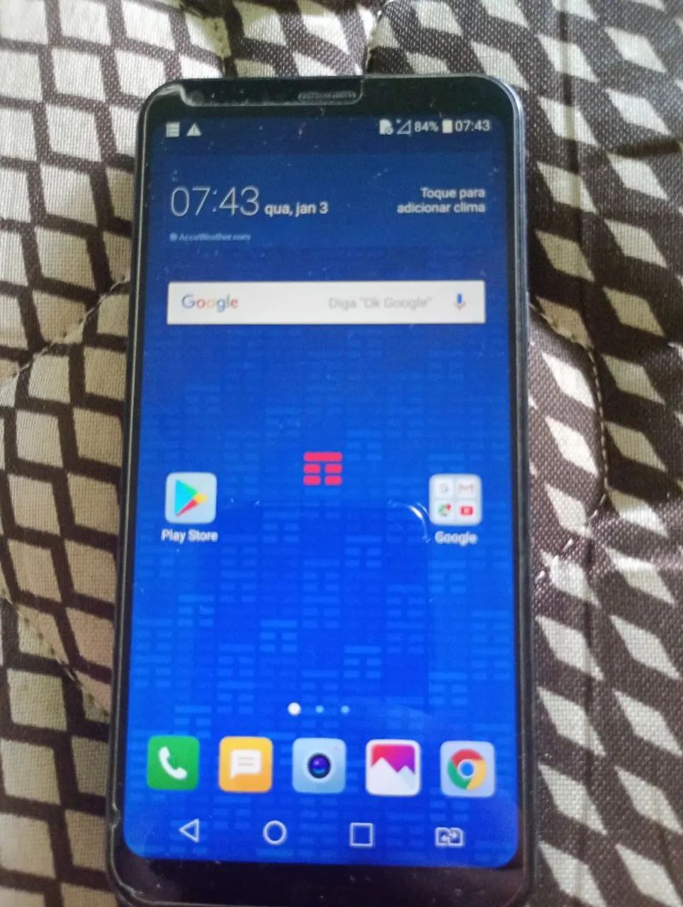 LG Q6 