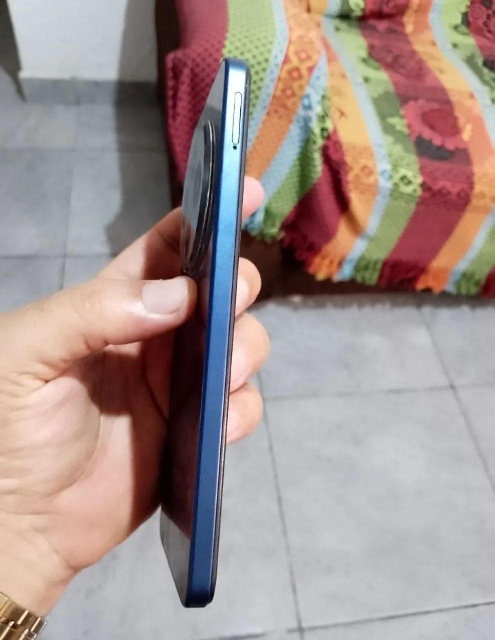 Vendo um celular REDMI 256 Gigas F: *