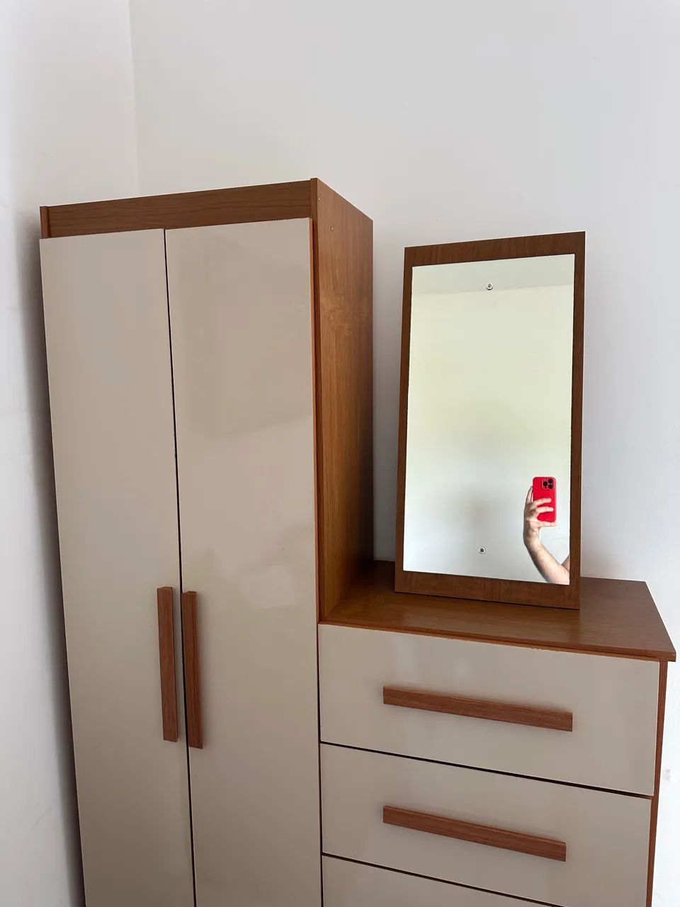 Cômoda 2 portas, espelho e 4 gavetas  - Foto 3